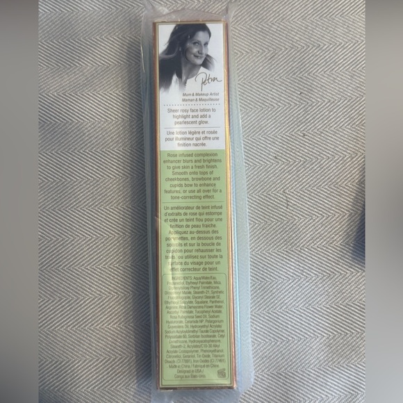 💛 2/$25 Pixi +Rose Radiance Perfector Skin Illuminating Enhancer - Picture 4 of 7